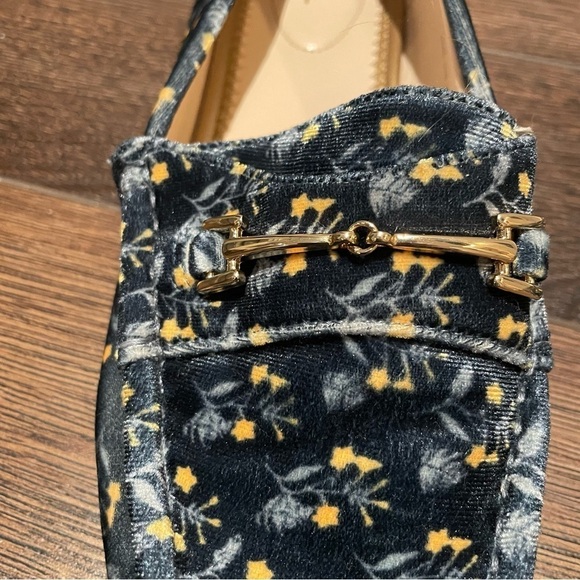 Cabi Carnaby Floral Blue Velvet Gold Horsebit Loafer Flats Preppy Retro US 9 - Picture 10 of 13